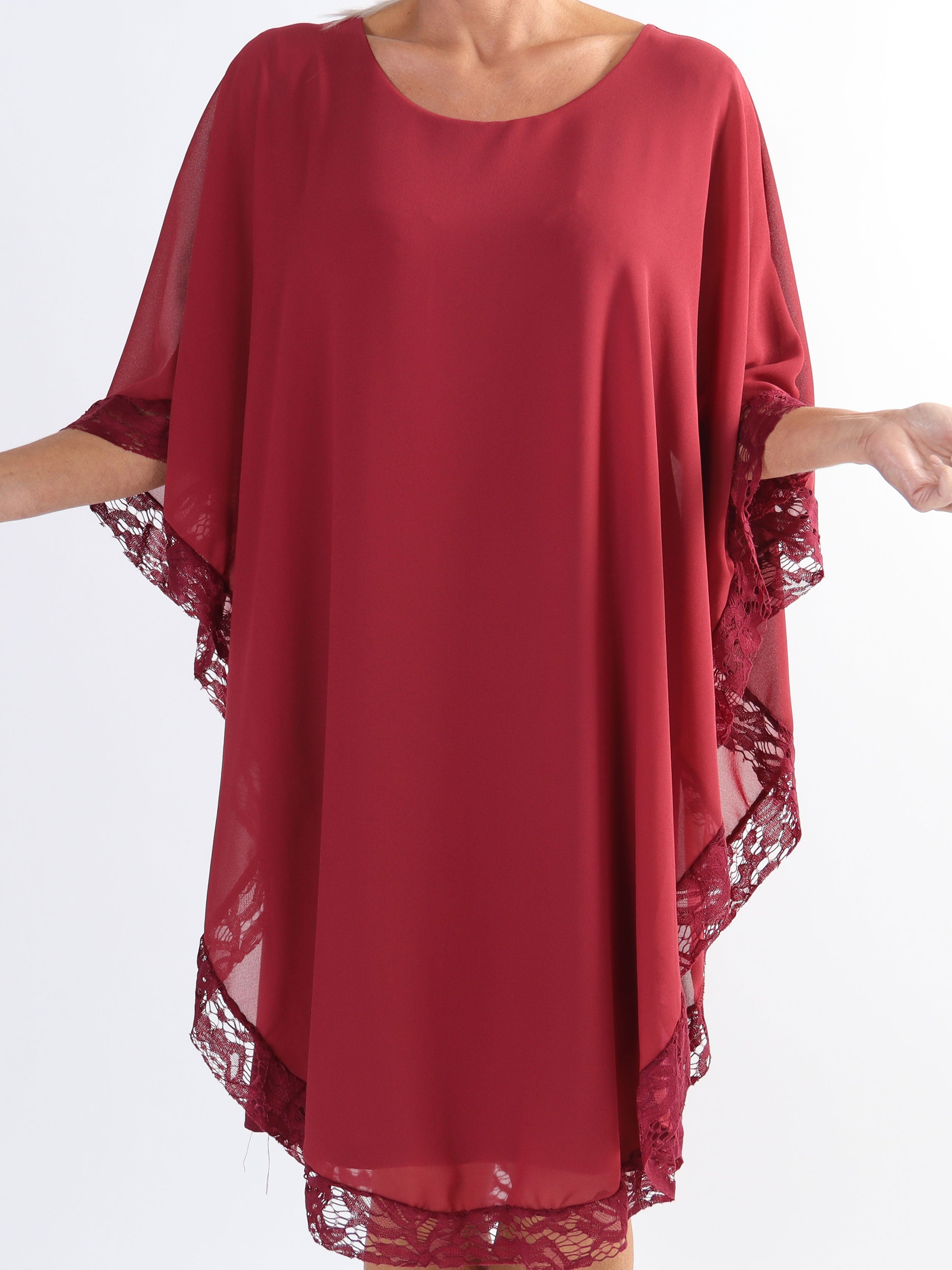 Kenya Edge - Plus size tunikaklänning med chiffonglager och spetskant